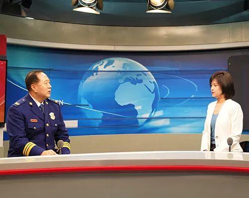 徐平政委接受人民网专访全文实录