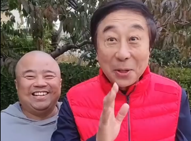 冯巩师徒mobile365体育投注备用_365有没有反水的_www365betcom手机版快板来袭